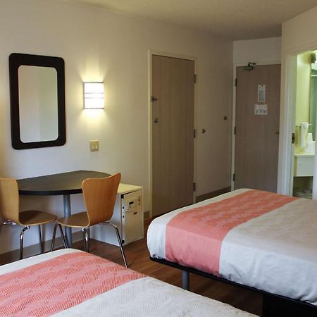 Motel 6-Milan, OH - Sandusky Bagian luar foto
