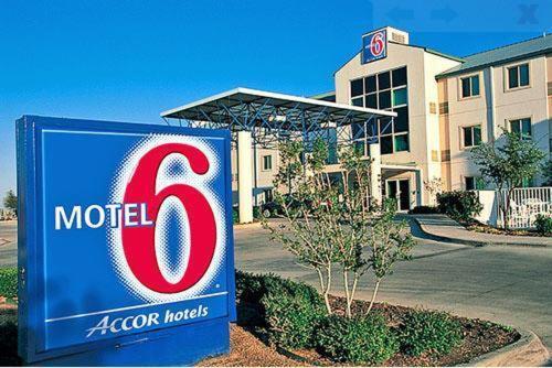 Motel 6-Milan, OH - Sandusky Bagian luar foto