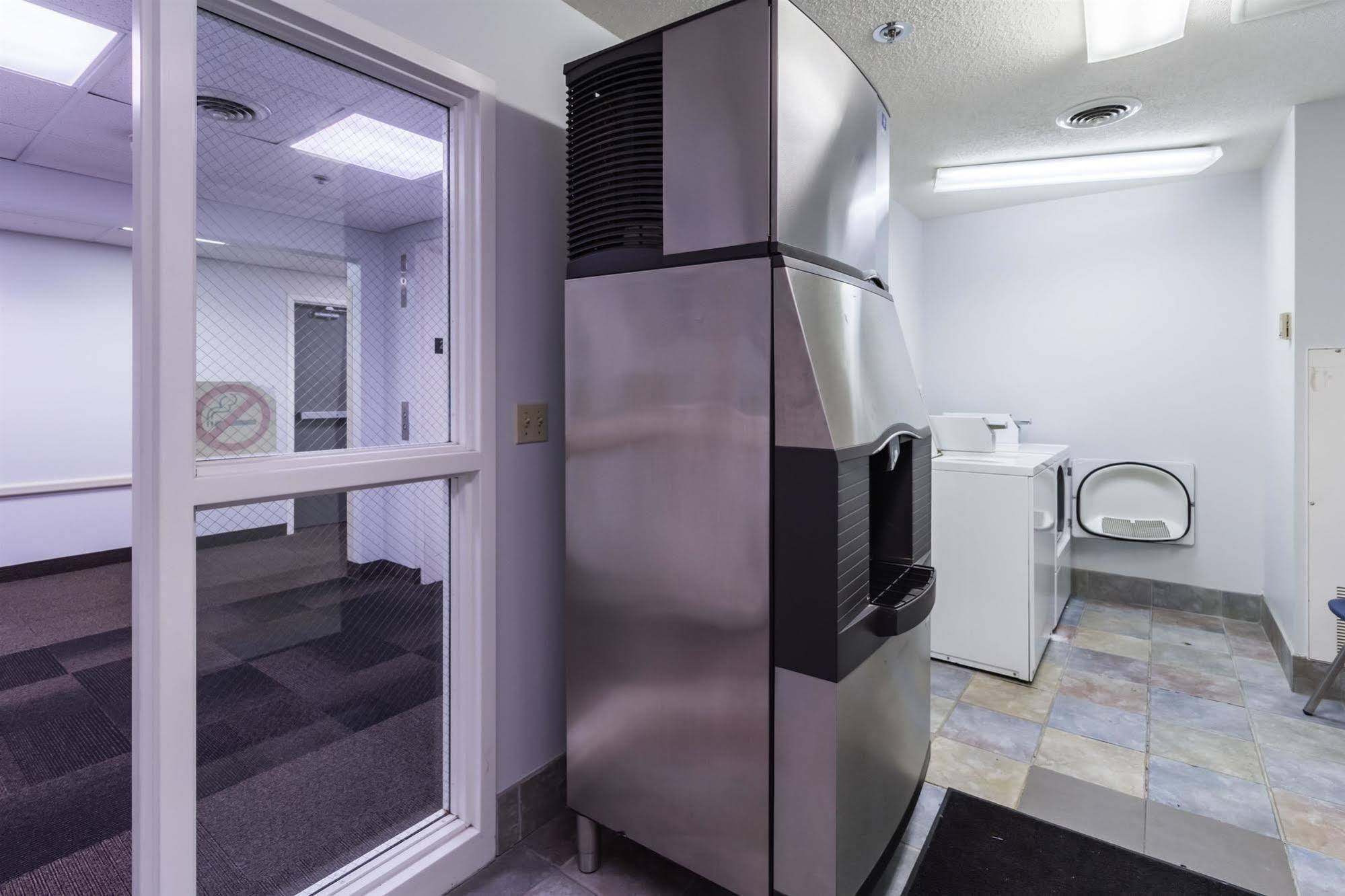 Motel 6-Milan, OH - Sandusky Bagian luar foto