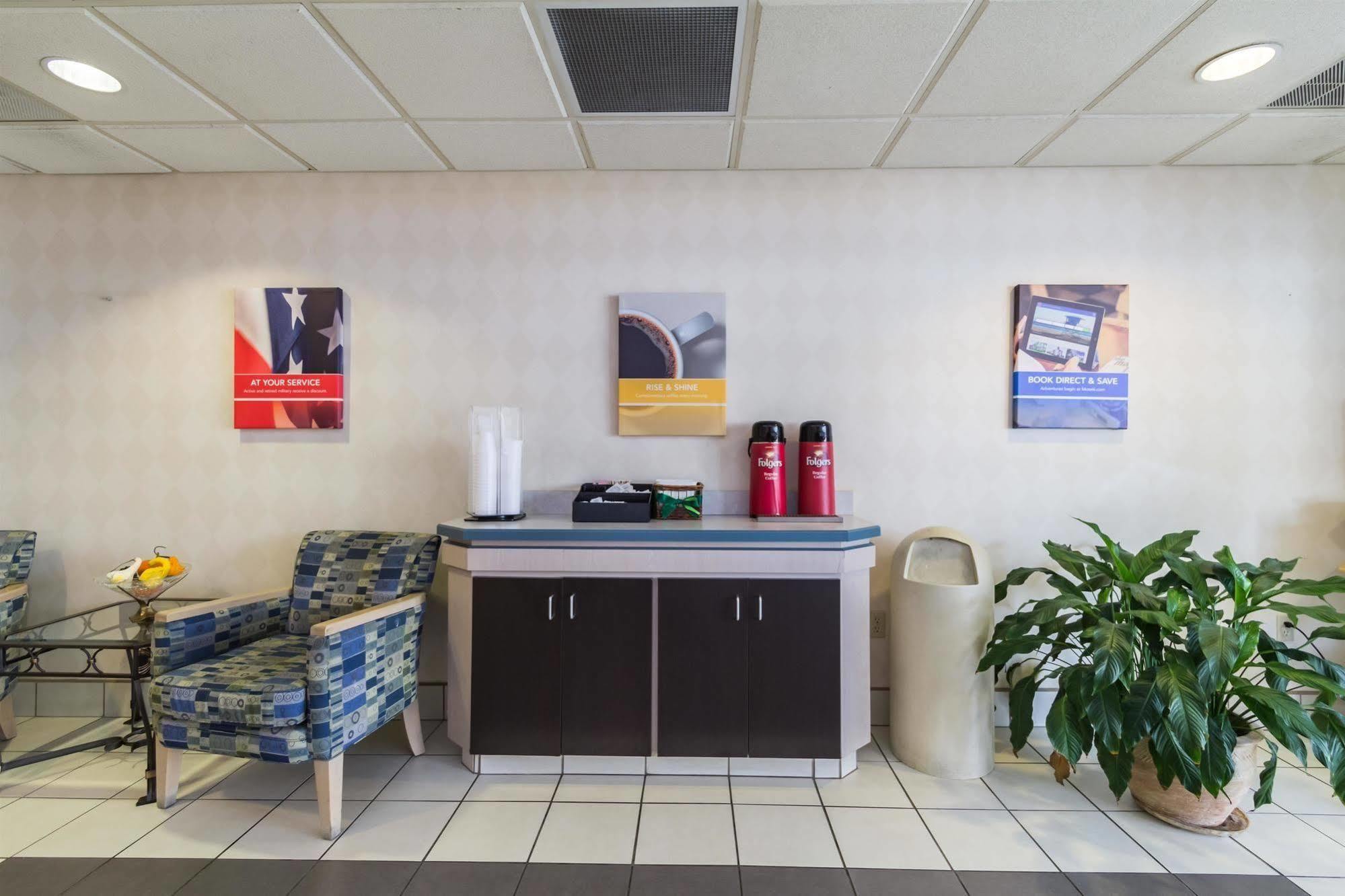 Motel 6-Milan, OH - Sandusky Bagian luar foto