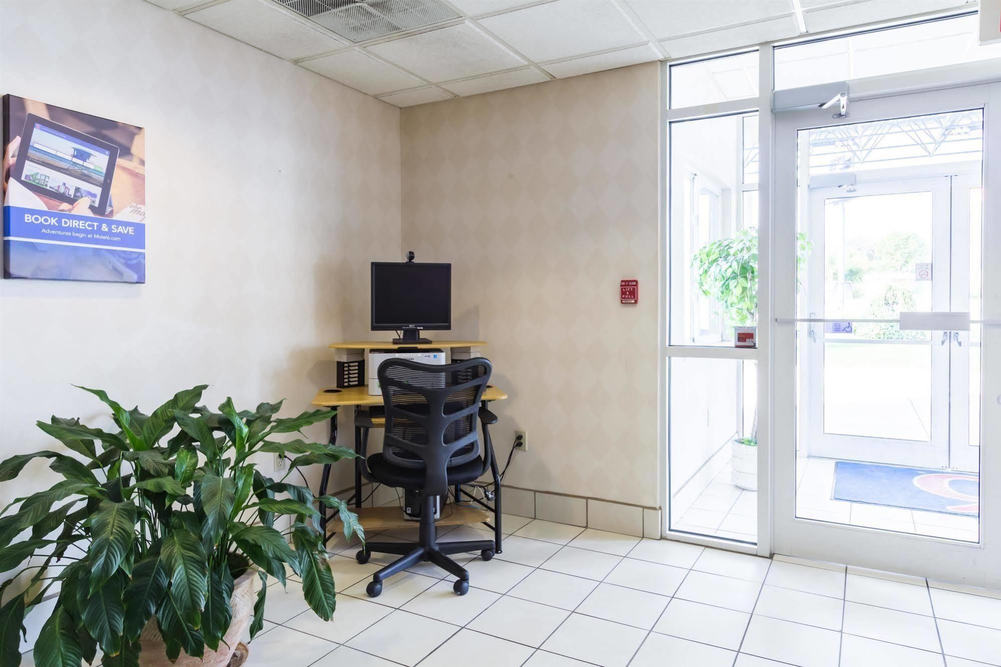 Motel 6-Milan, OH - Sandusky Bagian luar foto