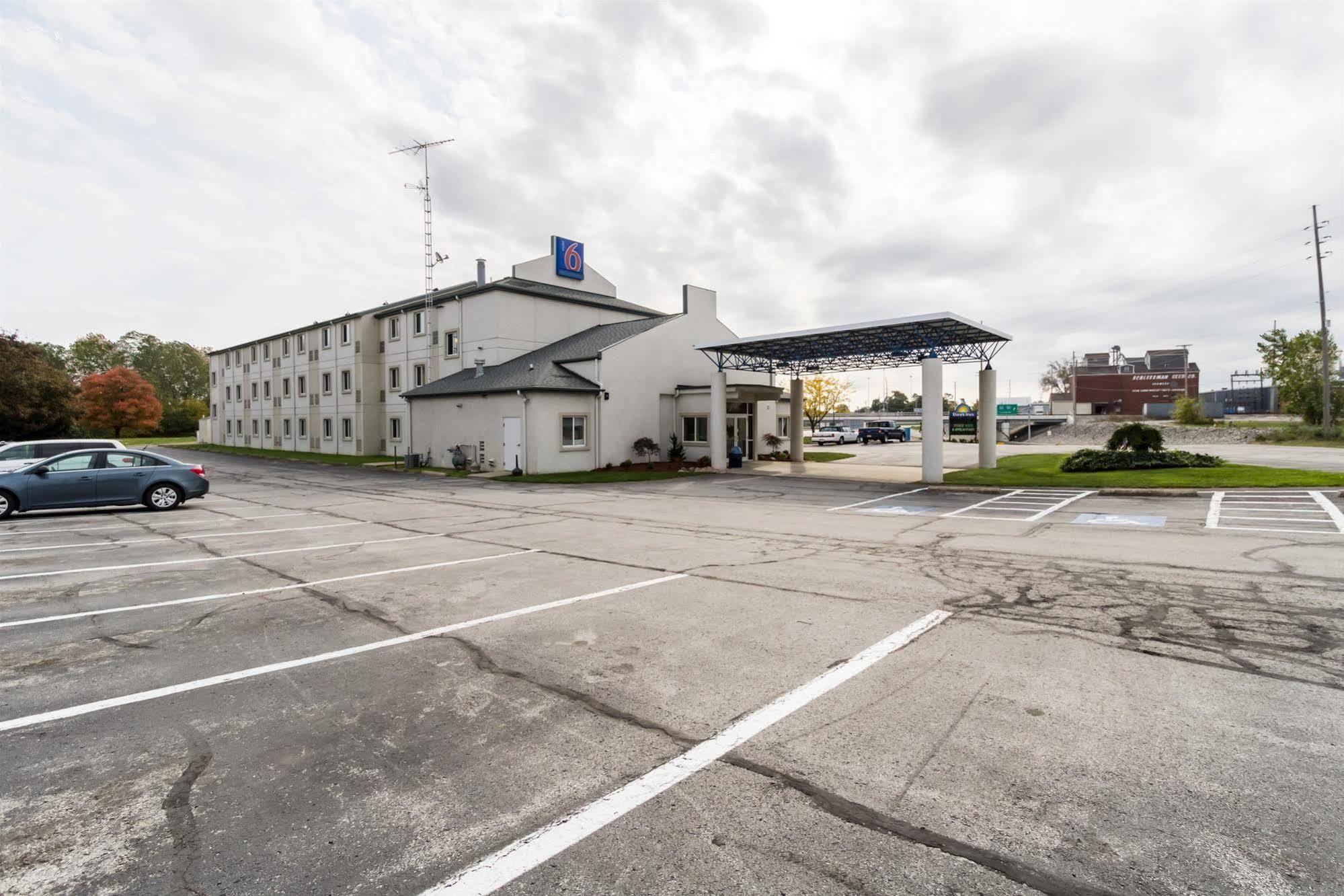 Motel 6-Milan, OH - Sandusky Bagian luar foto
